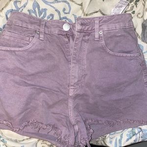 Lavender denim shorts fromZARA